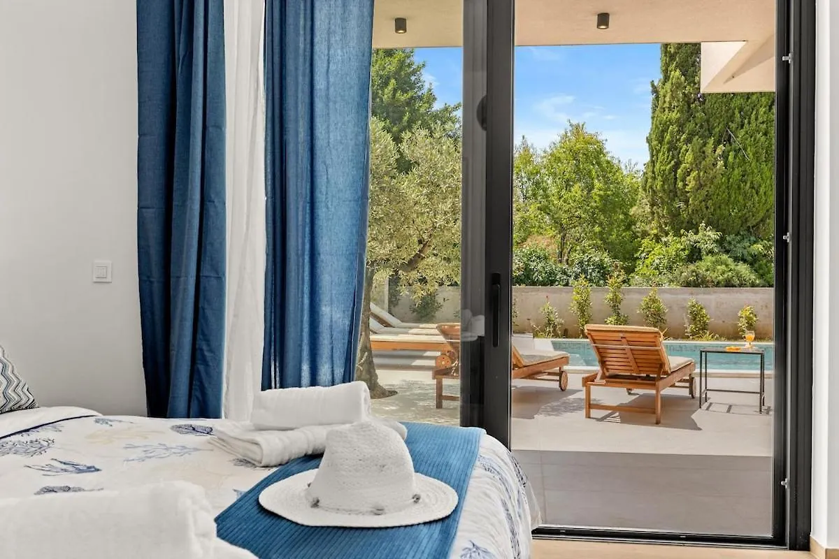 Villa Chiara, Neubau-Ferienhaus Pula-Šišan Chorwacja