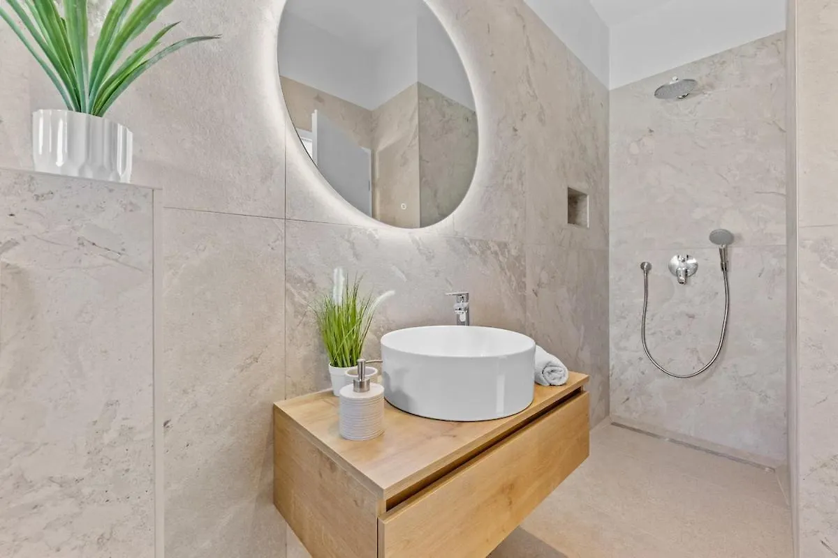 Villa Chiara, Neubau-Ferienhaus Pula-Sisan Croatia